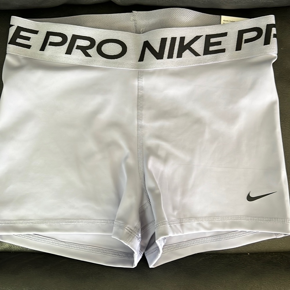 Brand new Nike Pro.